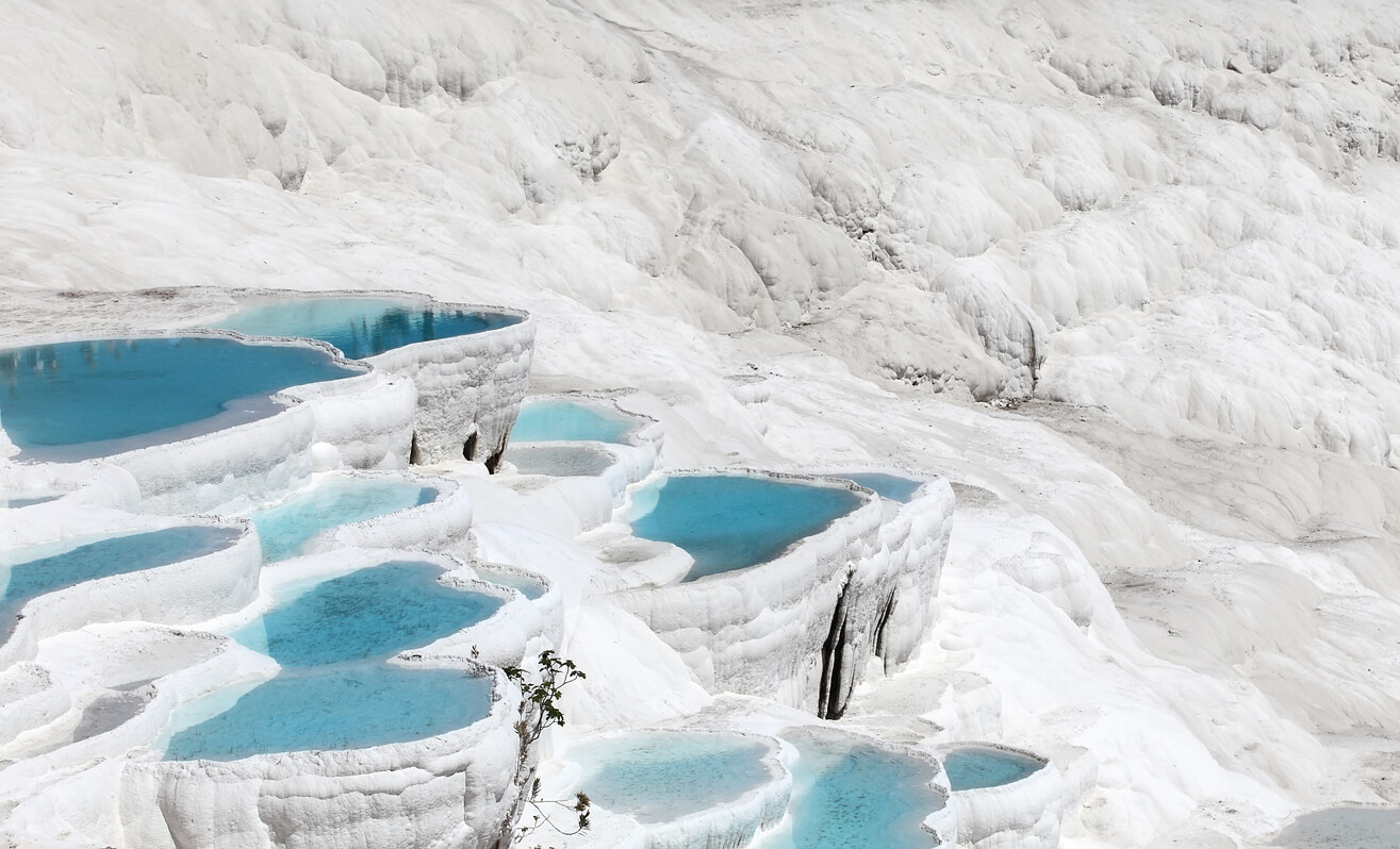 Denizli pamukkale travertenleri