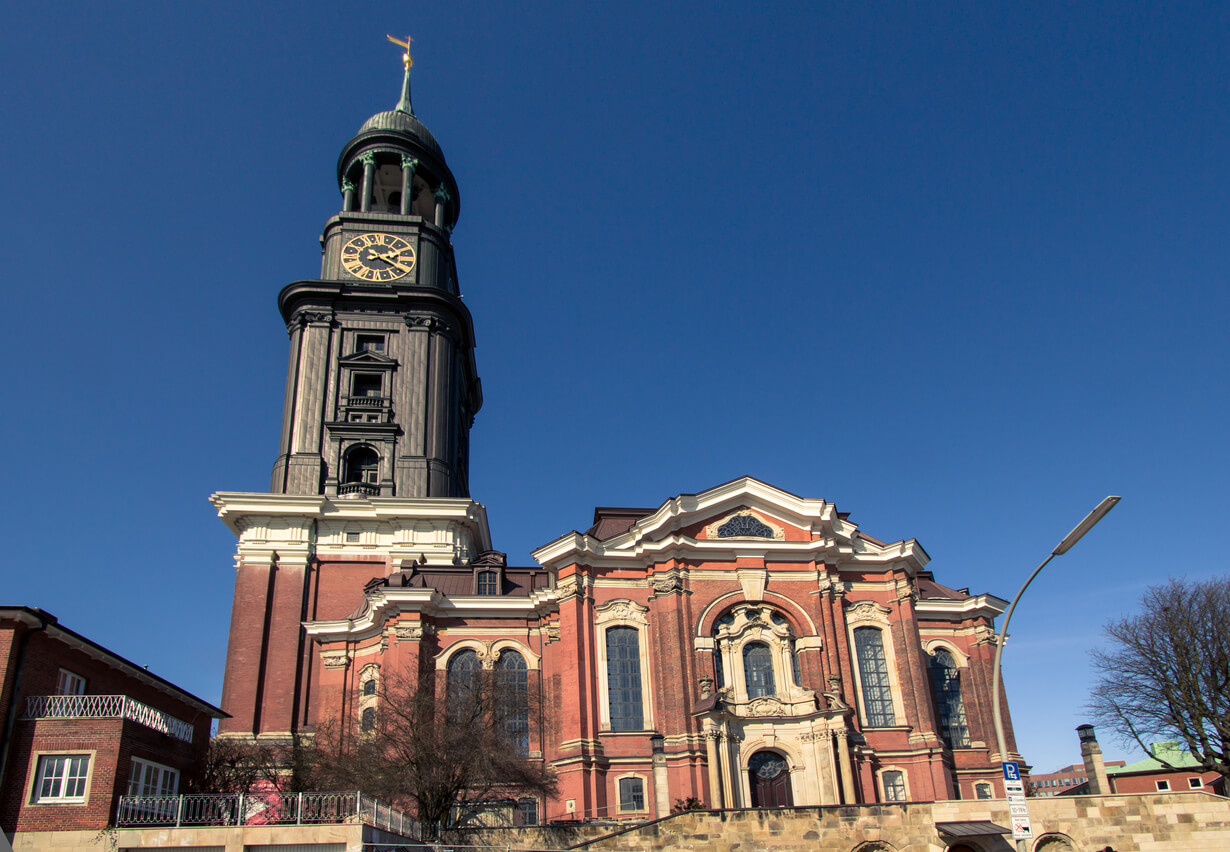 Hamburg St Michael kilisesi