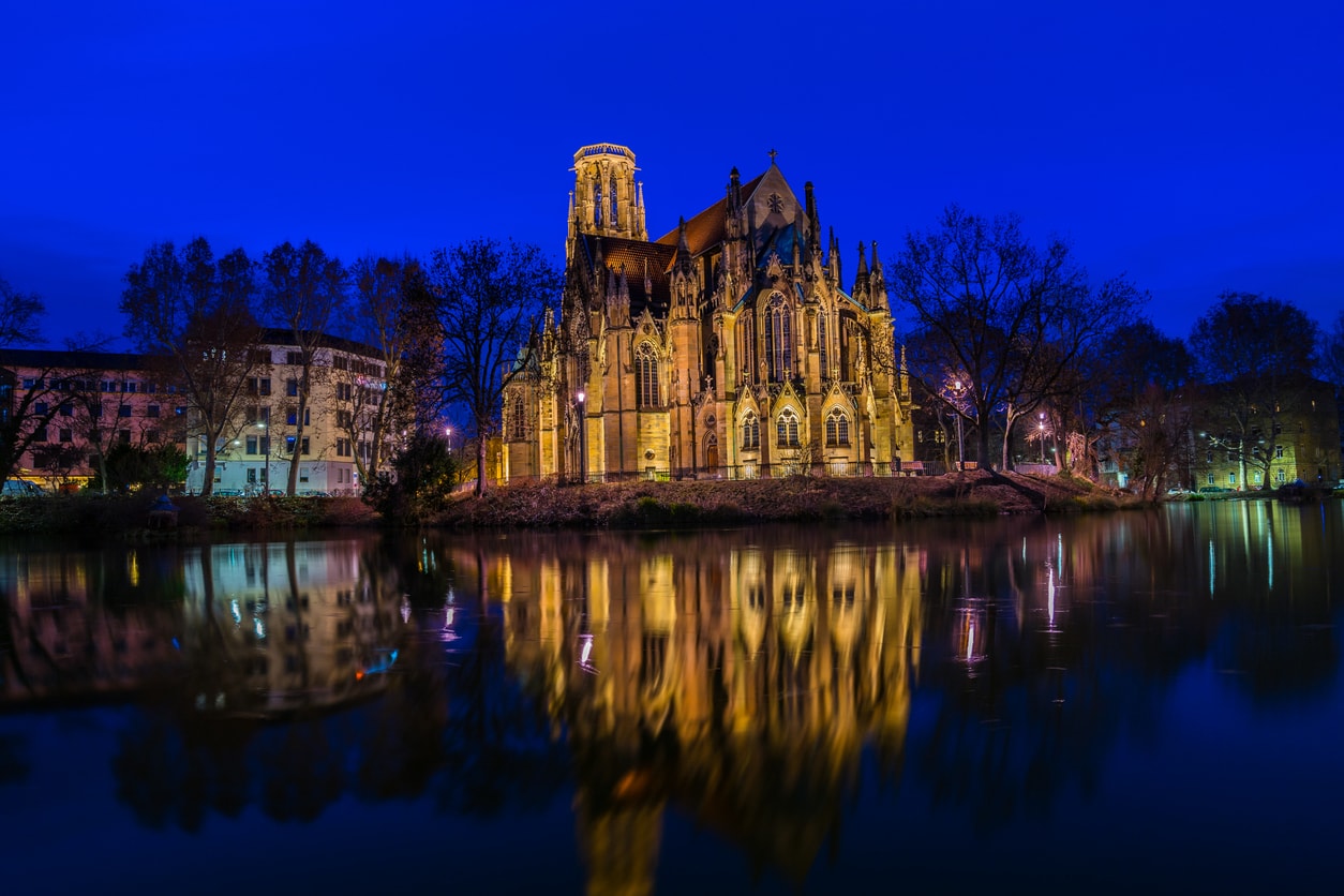 Stuttgart gothic kilise gece hayatı